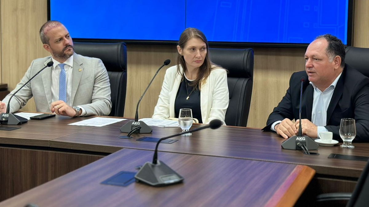 Comissão de Defesa do Consumidor aprova requerimento a Azul sobre redução de voos em Rondônia - News Rondônia
