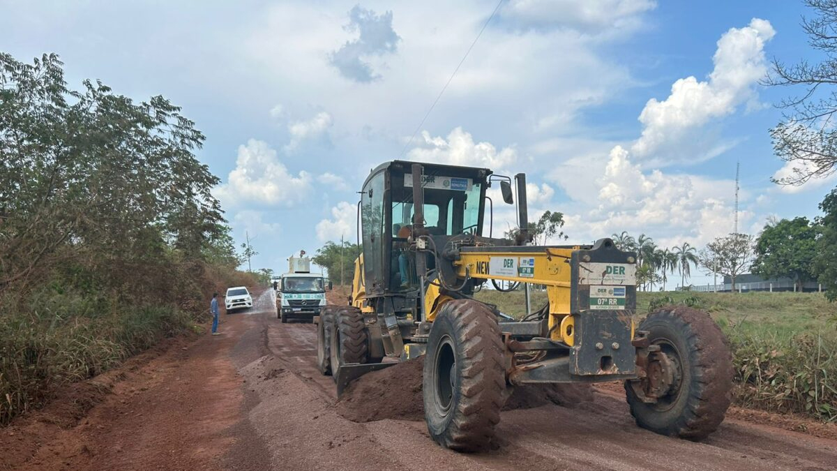 DER trabalha na melhoria de trecho da RO-267 na região do município de Alvorada do Oeste - News Rondônia