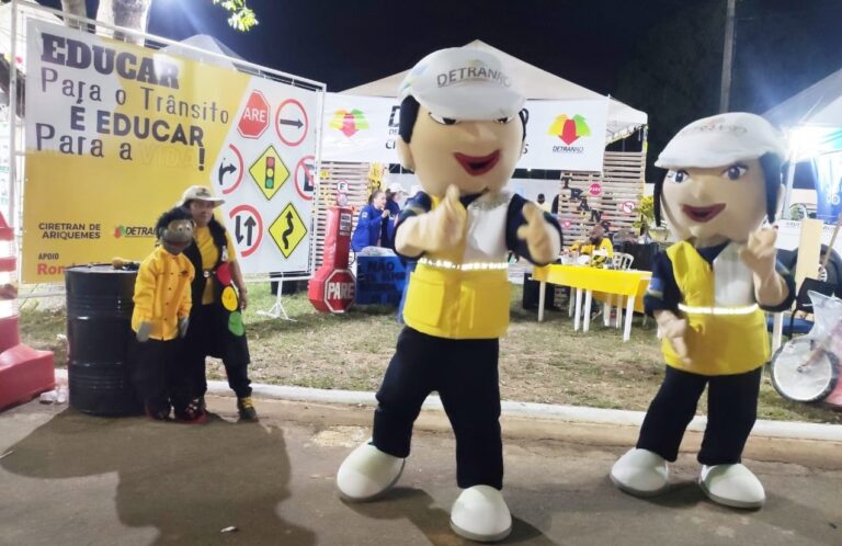 Crianças e adultos participam de ações educativas e interativas do Detran durante a 38ª Expoari - News Rondônia