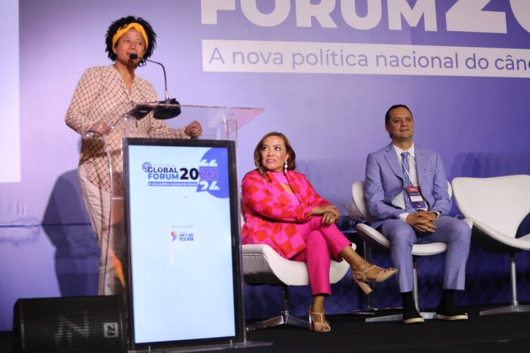 Aprovada urgência na votação de projeto da deputada Sílvia Cristina que trata da política nacional de combate ao câncer - News Rondônia