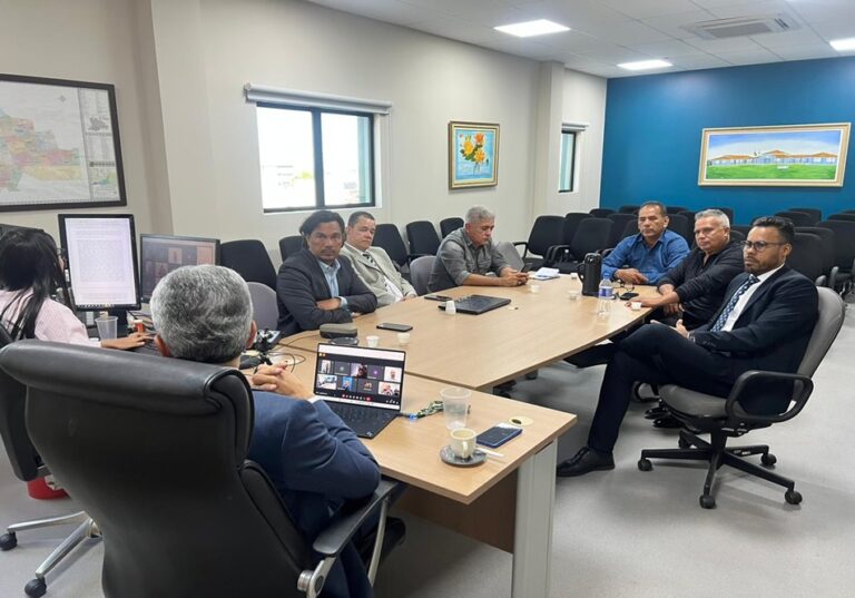 Vereador Valtinho acompanha reunião do MP, CAERD, SGG e SMD que soluciona problema de falta de água em Bairros de Calama