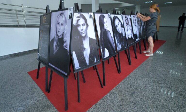 Beleza e conquista marcam exposição de Mulheres Notáveis na Assembleia Legislativa - News Rondônia