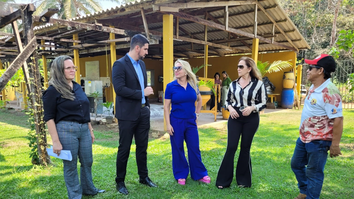 Ieda Chaves acompanha visita técnica que prevê a implantação da Farmácia Viva em Porto Velho - News Rondônia