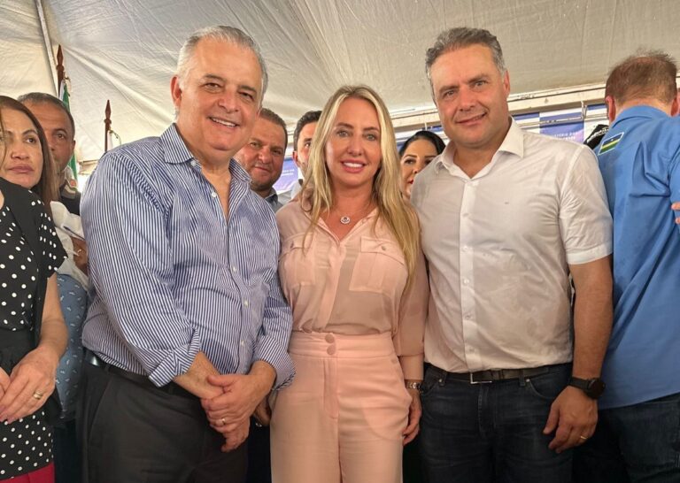 Ieda Chaves participa de entrega de Porto em Guajará e reforça a necessidade de investimentos - News Rondônia