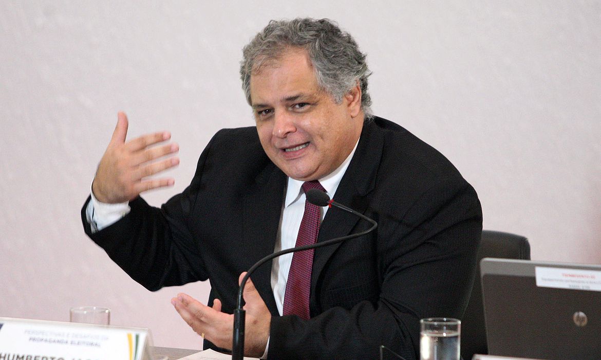 Aras designa novo subprocurador da República para atuar no STF