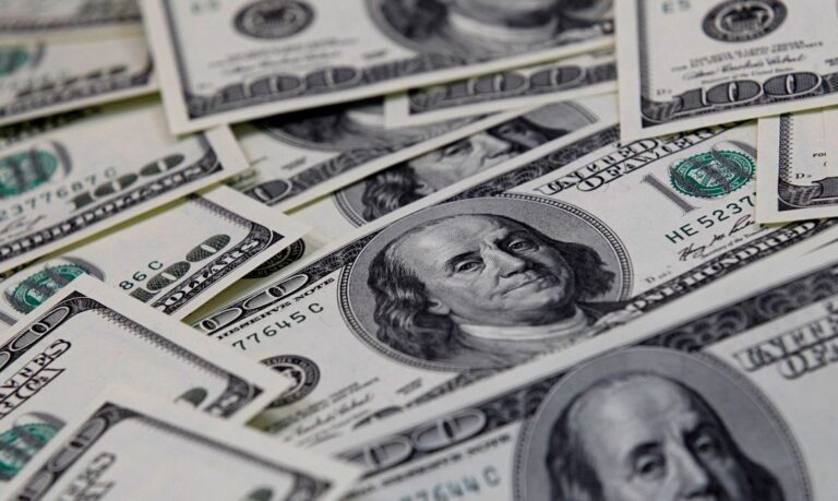 Contas externas têm saldo negativo de US$ 3,605 bilhões em julho