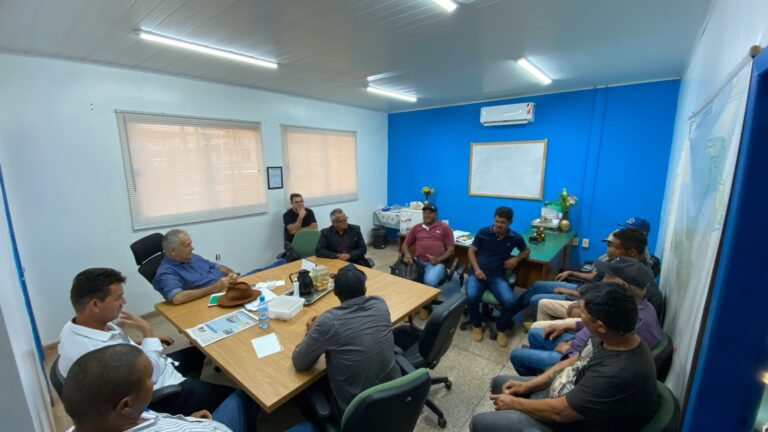 Ação do Vereador Valtinho Canuto: Recuperação de 100 km de estrada para o Núcleo Rio Preto