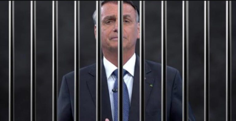 Bolsonaro aumentou a gasolina, por Professor Nazareno