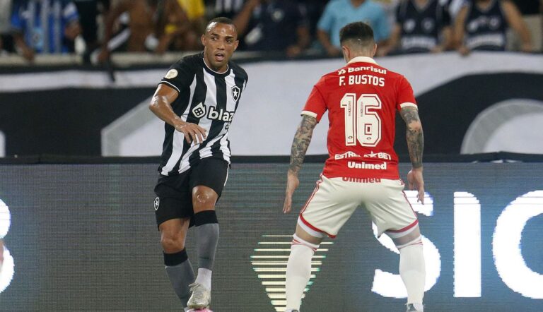 Botafogo recebe o Inter na abertura da 19ª rodada do Brasileiro