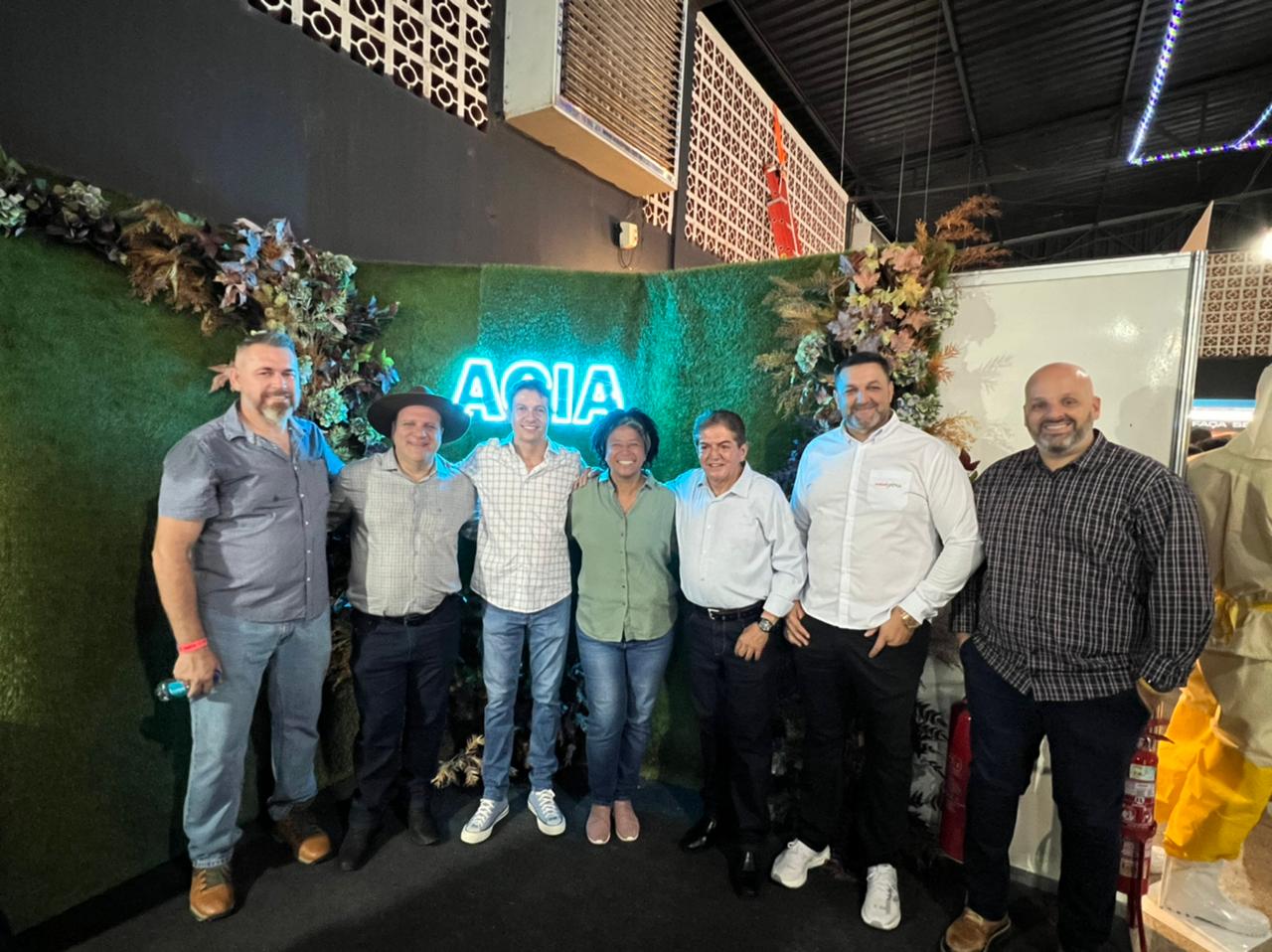 Deputada federal Sílvia Cristina destaca força do setor produtivo, ao participar da Expoari, em Ariquemes