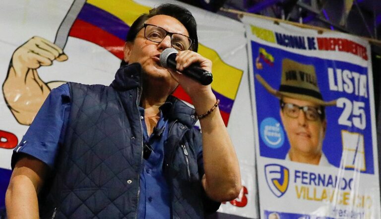 Equador aguarda funeral de candidato presidencial assassinado