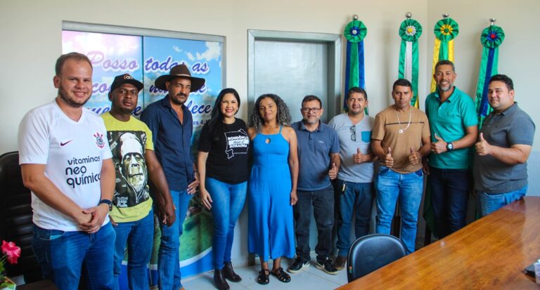 Cristiane Lopes visita associações rurais na zona rural em Jaru e Governador Jorge Teixeira