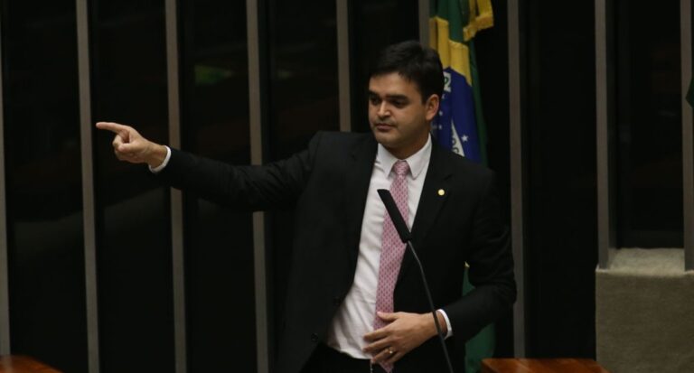 Minirreforma eleitoral será apresentada dia 6 de setembro na Câmara