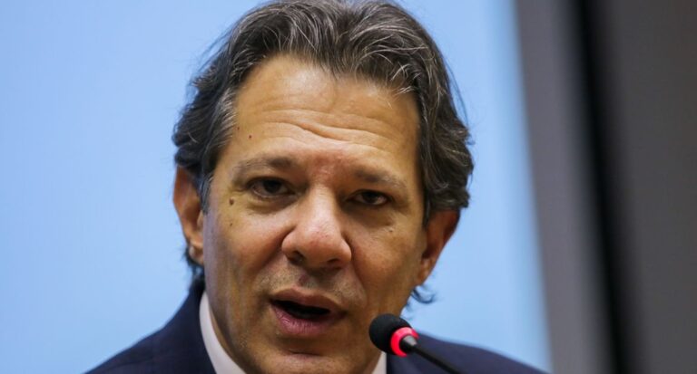 Haddad estima que precatórios caiam para R$ 7 bilhões