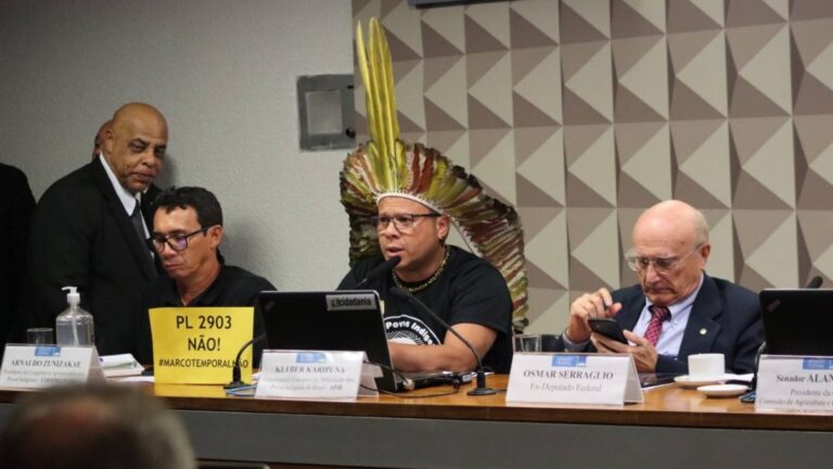 Projeto de Lei que institui o marco temporal foi aprovado com 13 votos e agora segue para Comissão de Constituição, Justiça e Cidadania do Senado.
