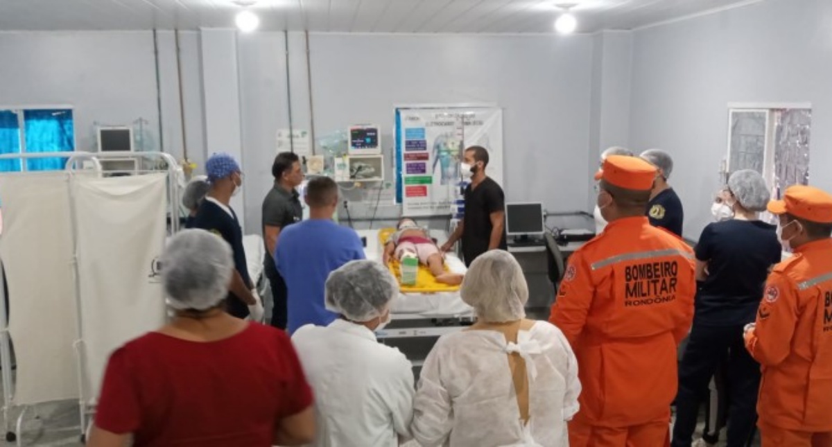 Em quatro meses, mais de 3 mil profissionais de saúde foram capacitados