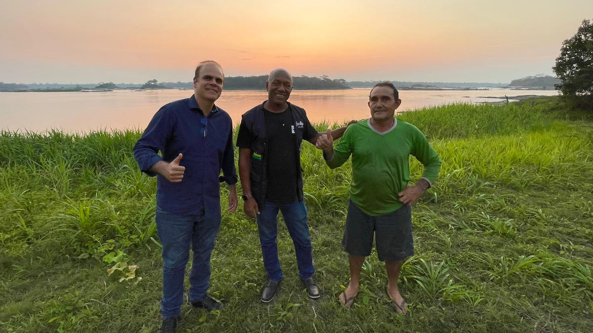 Alan Queiroz indica a sinalização turística no distrito de Iata - News Rondônia