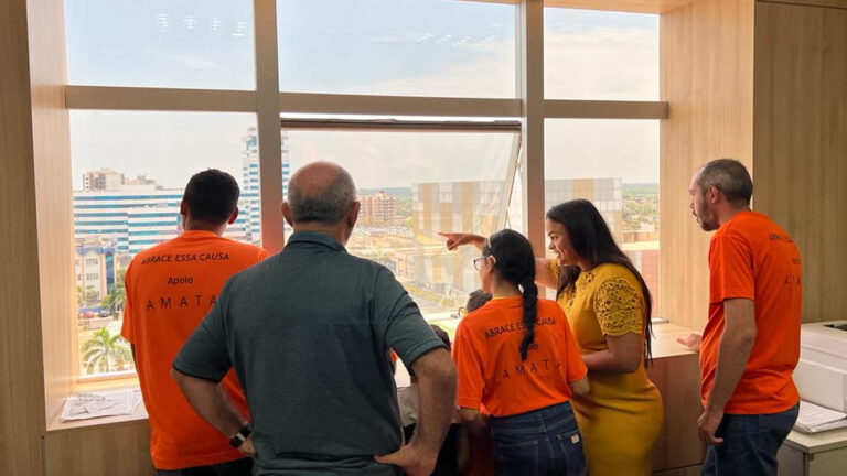APAE de Itapua visita o gabinete da Deputada Dra Taíssa e faz um agradecimento especial a parlamentar pelo recurso para não faltar merenda escolar - News Rondônia