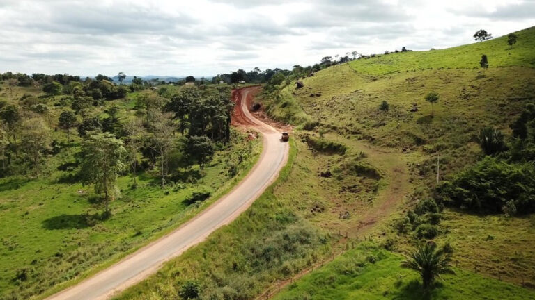 Cláudia de Jesus solicita recuperação da RO-010 entre o distrito de Tarilândia e Mirante da Serra - News Rondônia