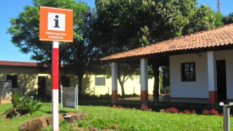 Alan Queiroz sugere sinalização turística em vila de Nova Mamoré - News Rondônia