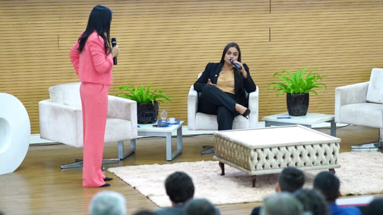 Deputada Dra. Taissa Sousa marca presença na abertura do 1º Fórum Permanente das Comissões de Constituição, Justiça e da Redação - News Rondônia