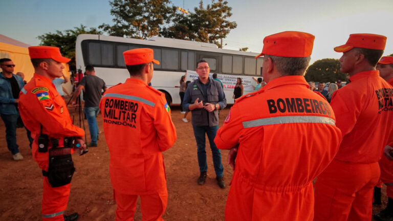 Governador Marcos Rocha empossa 108 novos soldados temporários do Corpo de Bombeiros Militar em todo Estado - News Rondônia