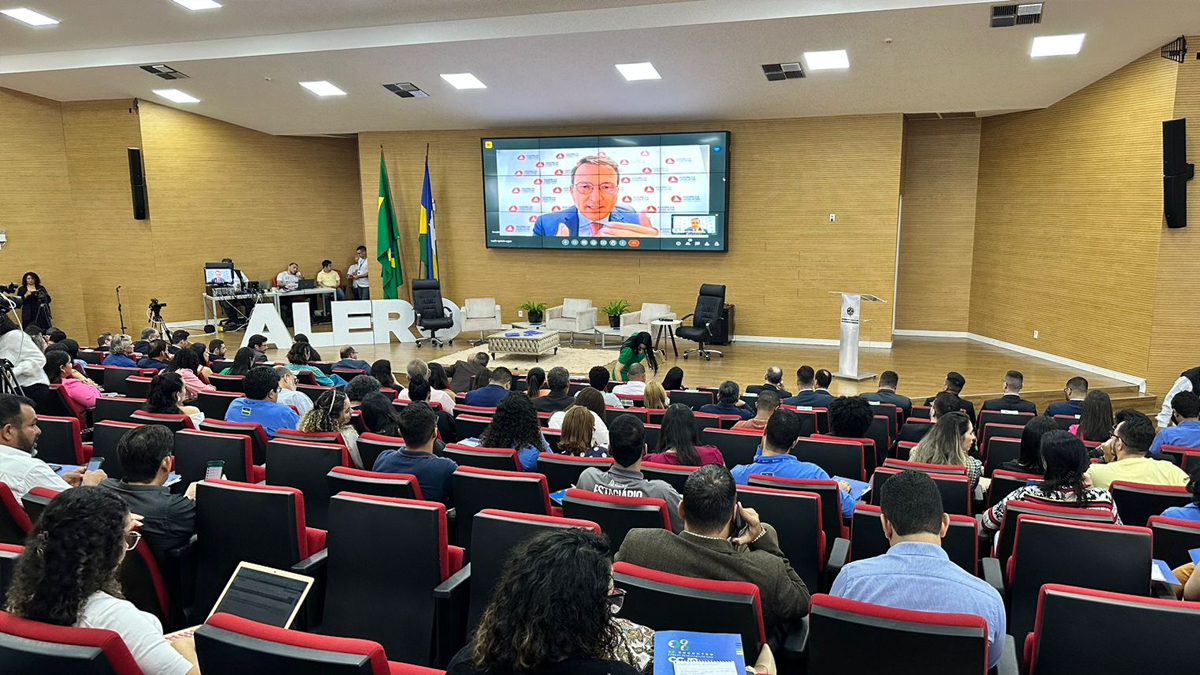 Presidente da CCJR de Minas Gerais participa de Fórum das CCJRs promovido pela Alero - News Rondônia
