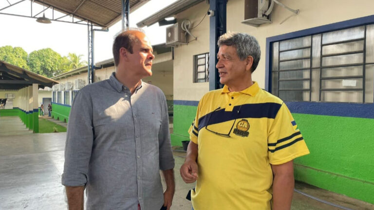Alan Queiroz sugere a construção de auditório e a requalificação de quadra esportiva na escola Casimiro de Abreu, em Nova Mamoré - News Rondônia