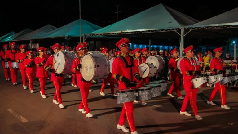 7 DE SETEMBRO - Desfile cívico-militar conta com a participação de 11 escolas estaduais e 4 municipais, nesta quinta-feira - News Rondônia