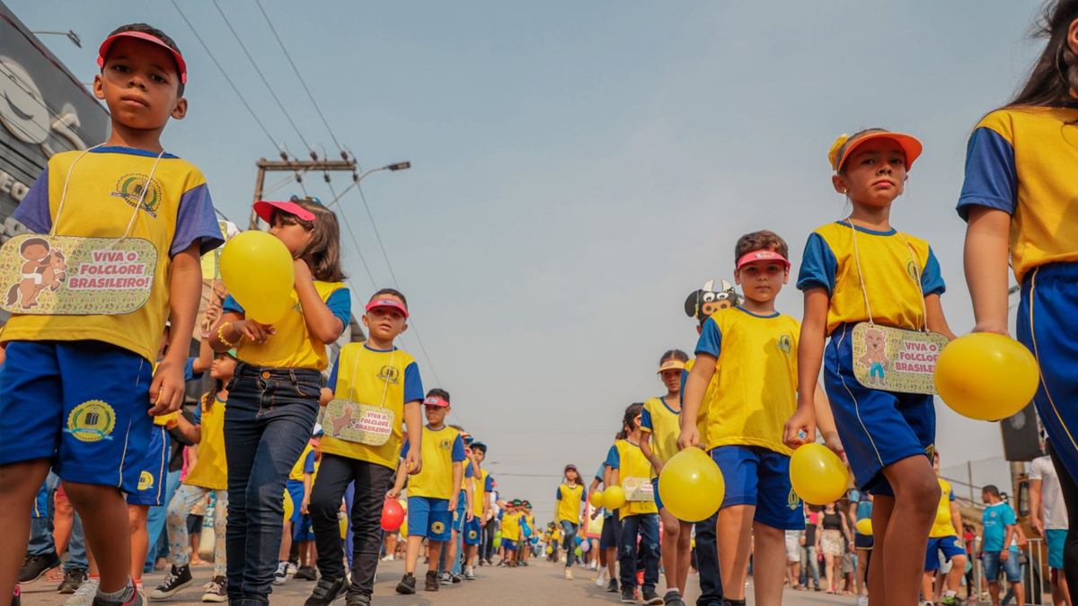 Escolas da zona Sul de Porto Velho fazem desfile cívico na avenida Jatuarana - News Rondônia