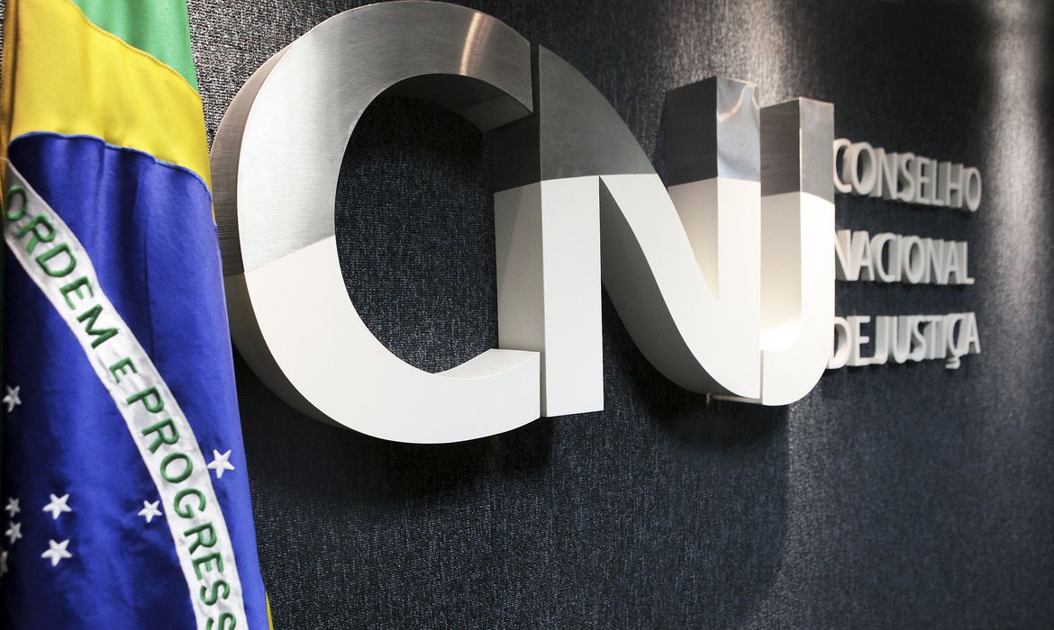CNJ investiga participação de magistrados e servidores no 8 de janeiro