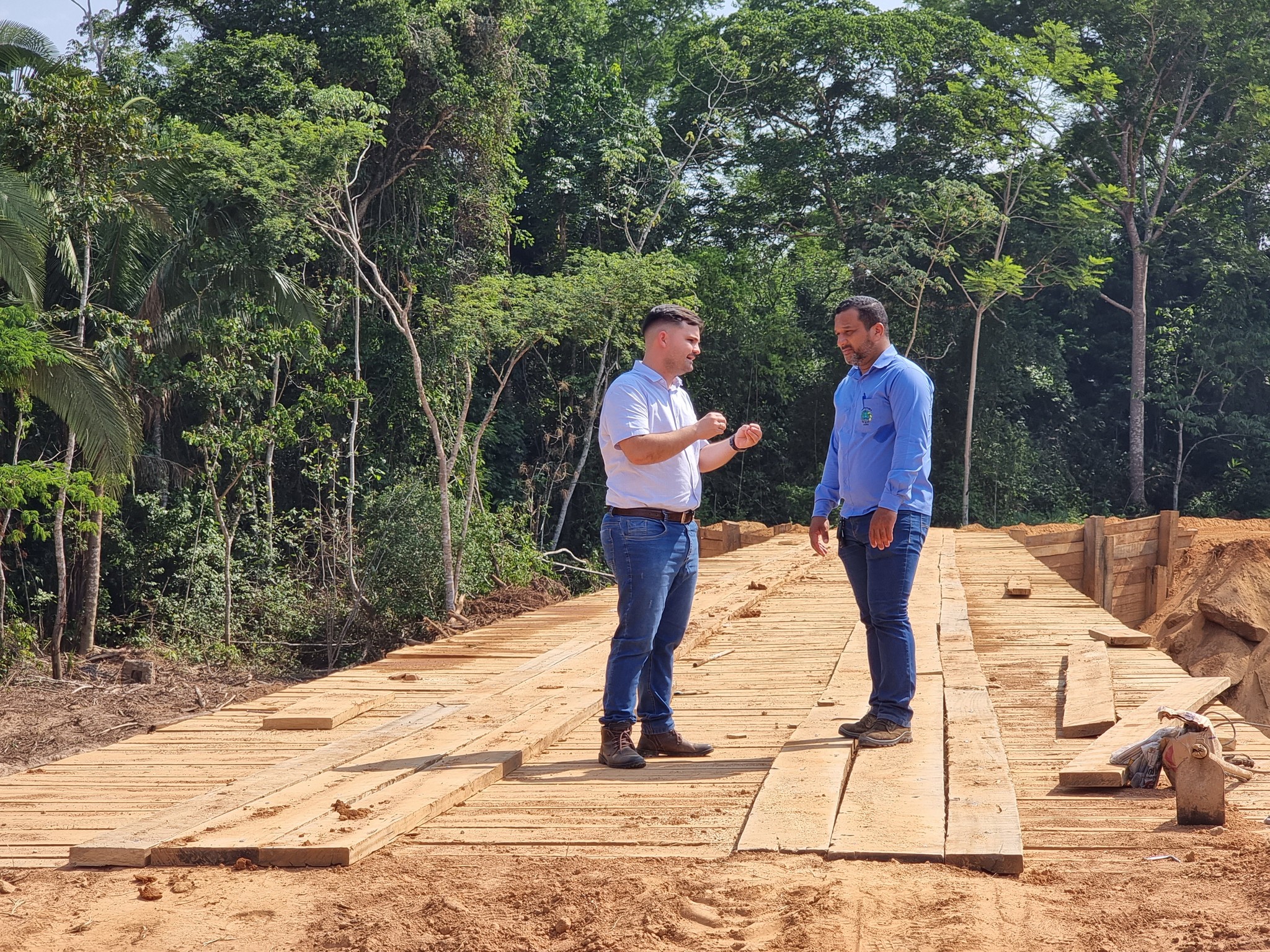 Ponte sobre o Rio São Domingos na Linha 628 está pronta; acesso pelo local já foi liberado