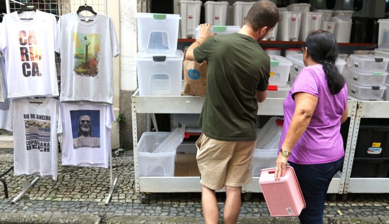 Após alta no PIB, analistas apontam força do consumo interno