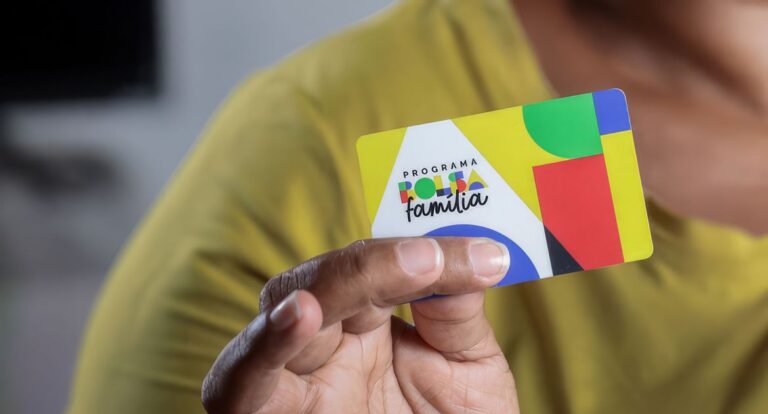 Caixa paga novo Bolsa Família a beneficiários com NIS de final 7