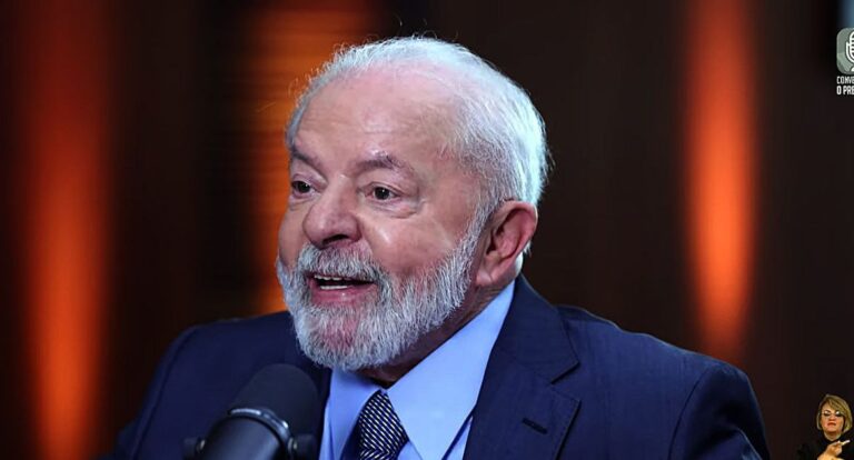 Lula participa de reunião com empresários em Nova York