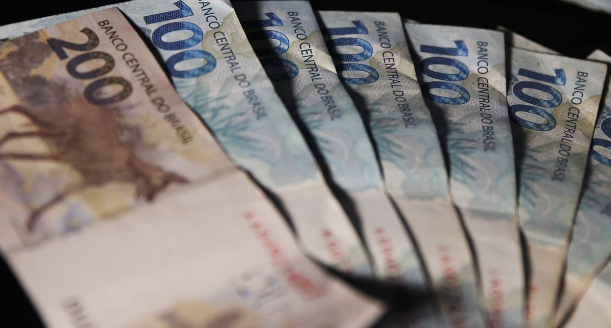 Receita abre consulta ao 5º lote de restituição do Imposto de Renda