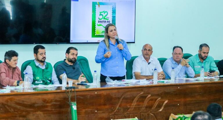 Durante Audiência Pública Emater é homenageada pelos 52 anos de existência