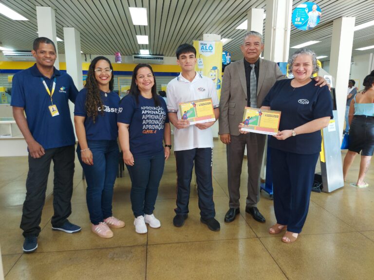 Aluno do Classe A recebe prêmio dos Correios  - News Rondônia