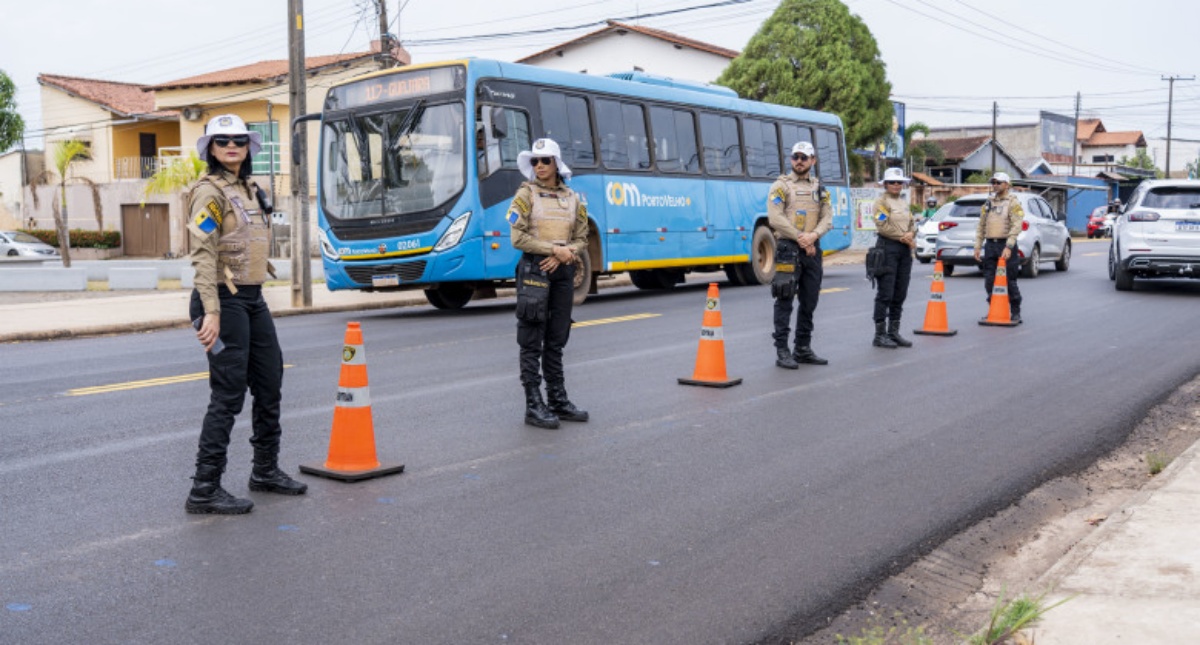 Usuários do transporte coletivo devem ficar atentos à mudança de rota dos ônibus na avenida Calama