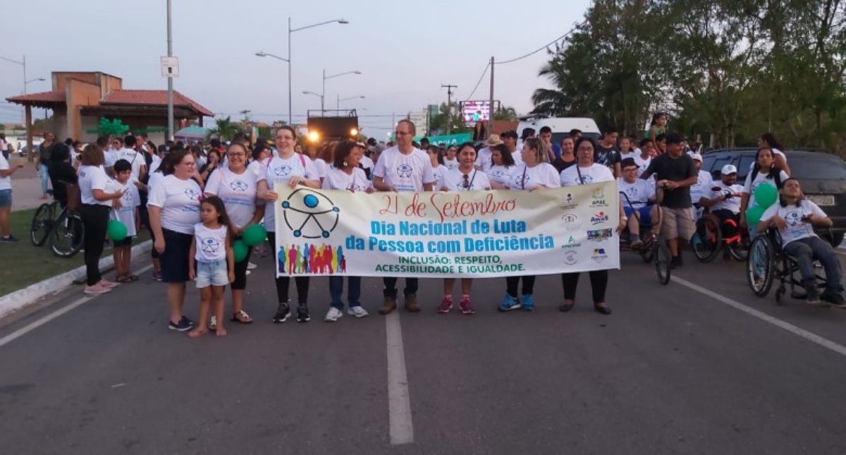 Caminhada celebra o Dia Nacional da Luta da Pessoa com Deficiência