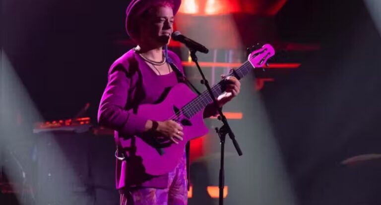 Cantor brasileiro faz sucesso no The Voice da Alemanha; Vídeo