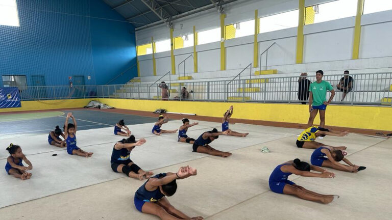 Atleta da Seleção Brasileira de Ginástica Aeróbica e ex-aluno do Programa Talentos do Futuro realiza treino especial em Porto Velho - News Rondônia