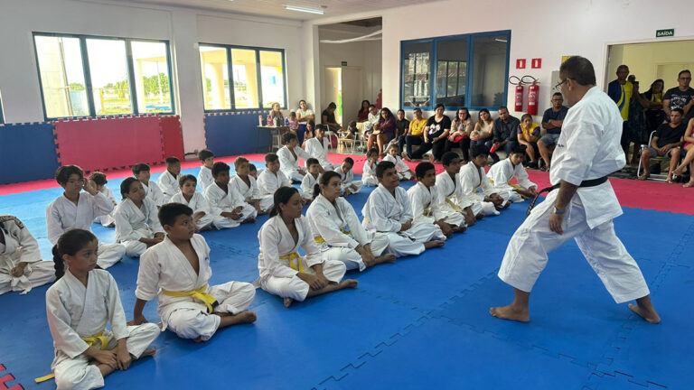 Karatecas do Programa Talentos do Futuro participam de exame de graduação de faixas - News Rondônia