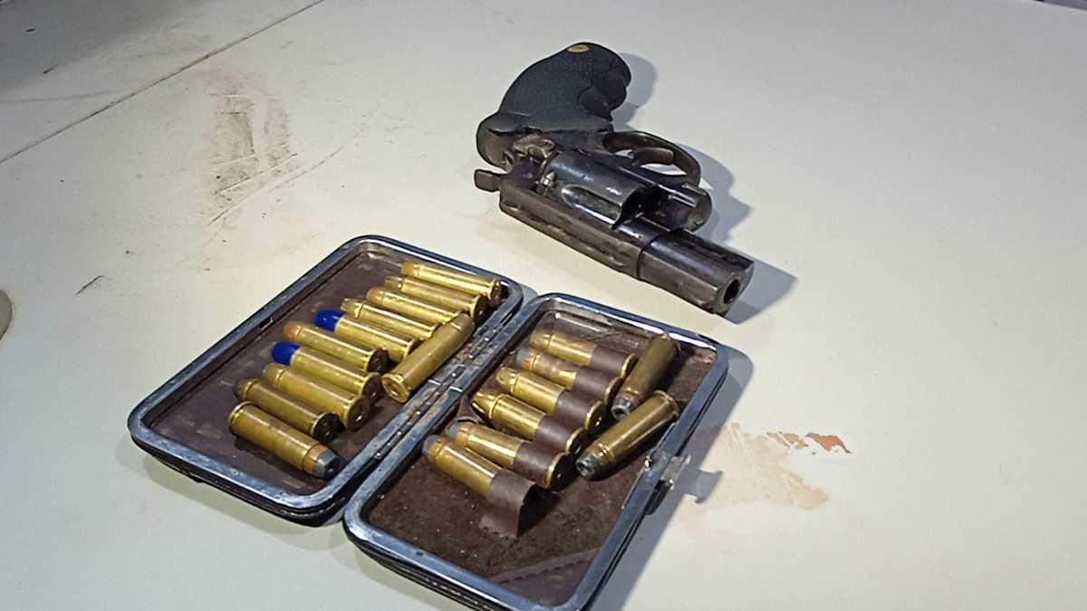 NA IMIGRANTES: PRF prende motorista com arma em veículo na capital - News Rondônia