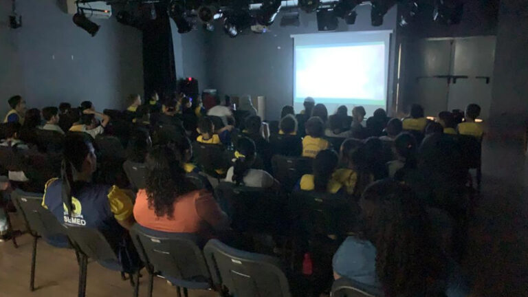 CINE CEU - Edição especial de Dia das Crianças leva lazer e arte para crianças da zona Leste - News Rondônia