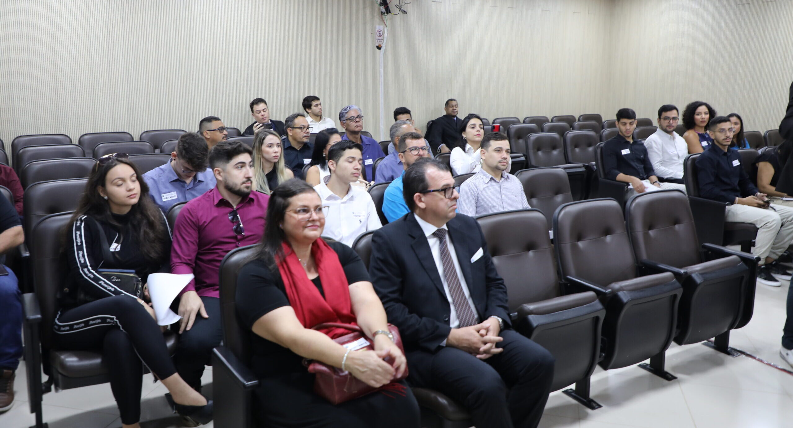 Acadêmicos de Ji-Paraná visitam o Tribunal de Justiça de Rondônia