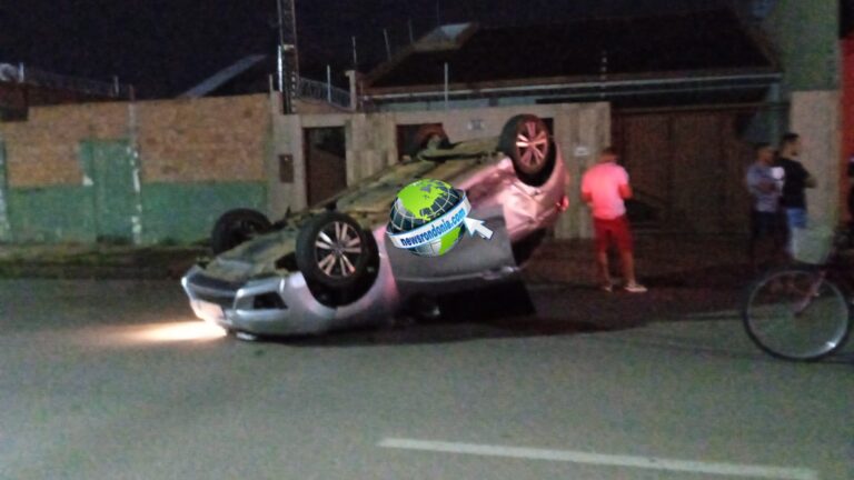 URGENTE: Carro capota em acidente no centro de Porto Velho - News Rondônia