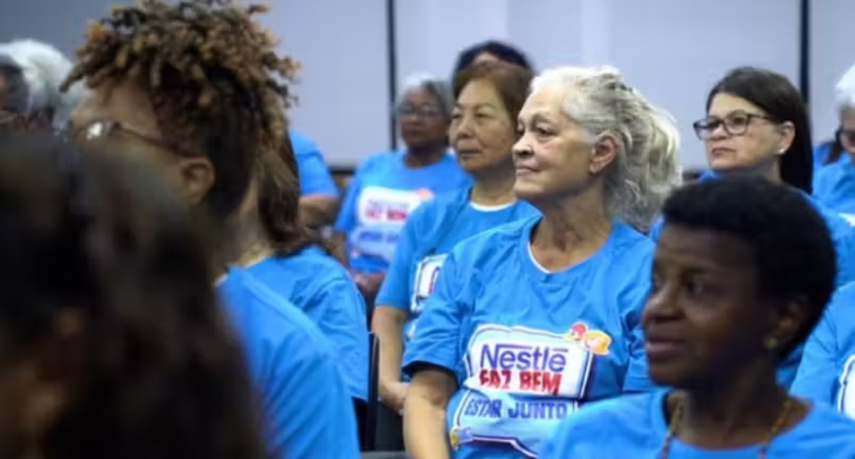 Nestlé contrata pessoas 50+, inscrições são pela internet
