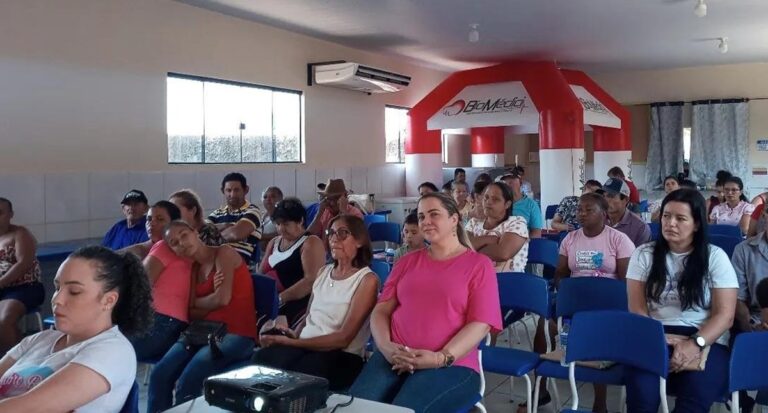 Cláudia de Jesus fala para mulheres sobre prevenção do câncer