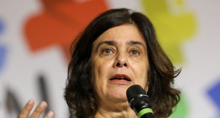 Saúde anuncia R$ 225 milhões para o Amazonas em meio à seca histórica